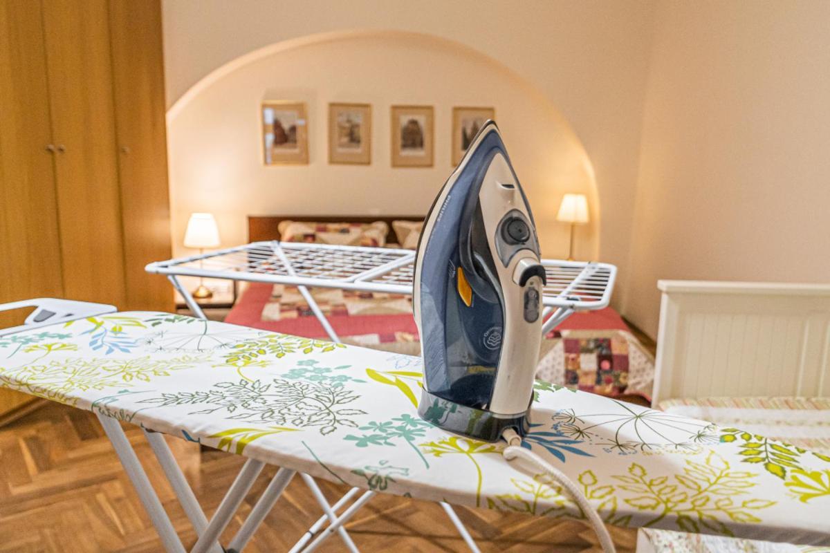 Stylish Studio At Lesser Town, Charles Bridge 3min By Walk Apartamento *