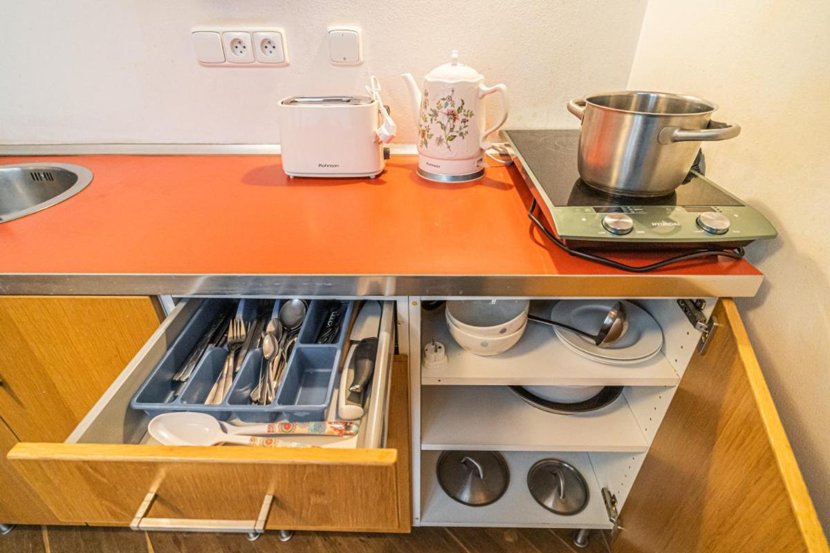 Apartamento Stylish Studio At Lesser Town, Charles Bridge 3min By Walk